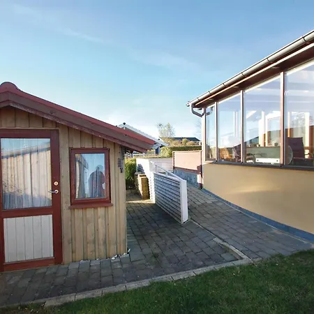 Vakantiehuis Two-bedroom In *